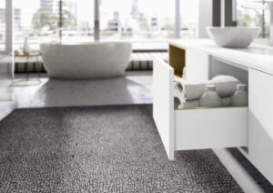 550500_1901_18_0619_Avan_Bad_36_detail