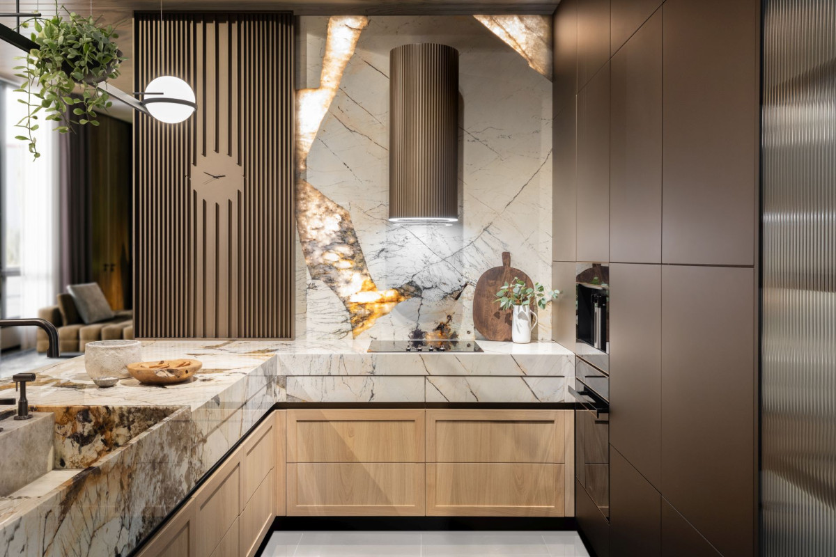 2.Moonlight_ernestrust