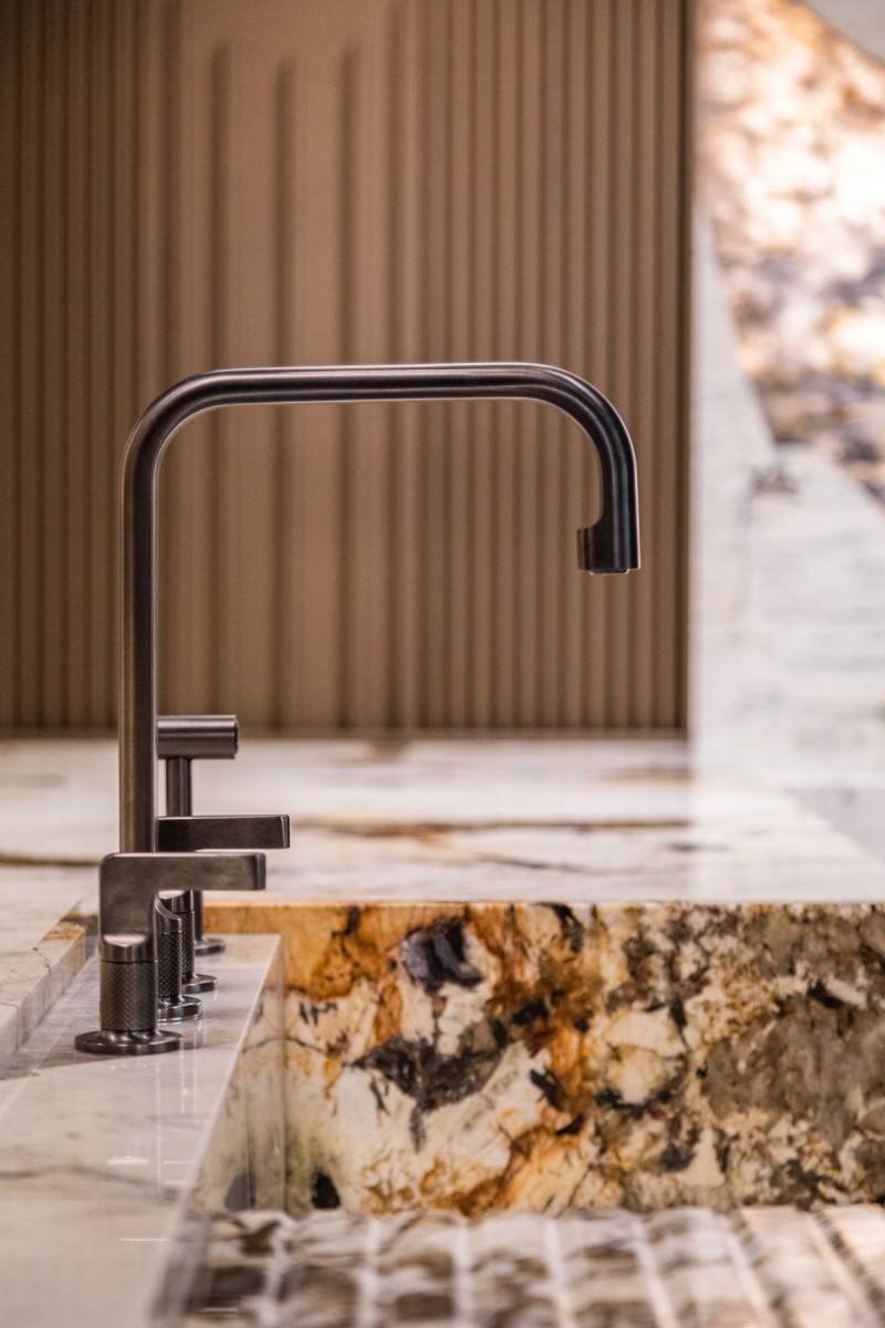 8.Moonlight_ernestrust