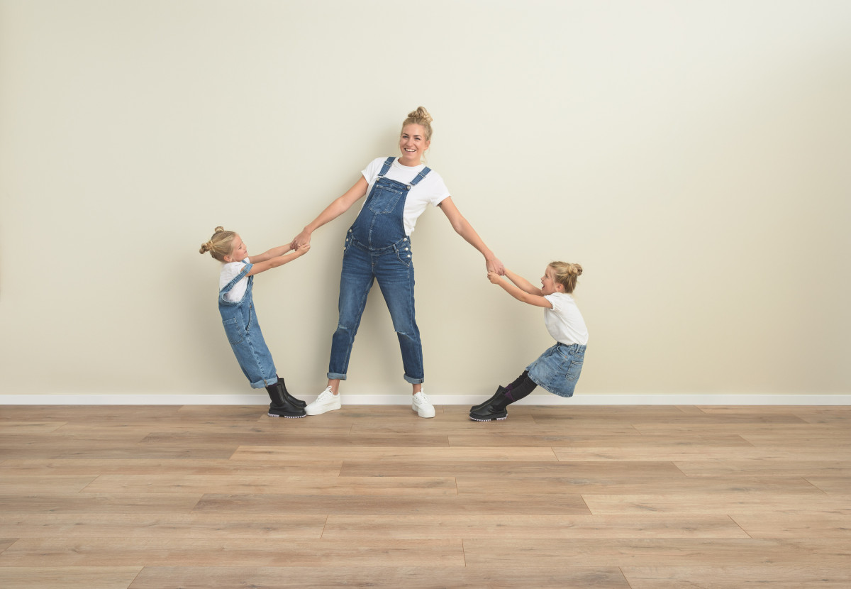 17_05_wineo_1000_rustic_oak_ginger