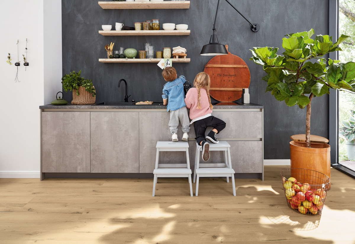 17_05_wineo_1200_announcing_fritz