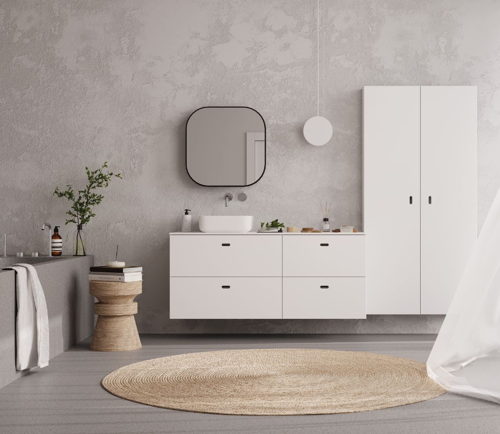 białe meble w łazience, naturalne dodatki łazienkowe