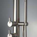 Deante Design Studio Silia Kolumna prysznicowa podłogowa do ogrodu lub łazienki (4)