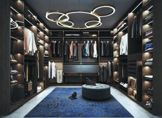 Jak zaplanować garderobę marzeń – od układu półek po inteligentne rozwiązania AnyConv.com KOMANDOR 2017 scena garderoba View01 P (1)