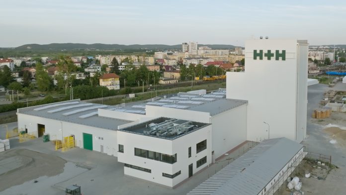 HH Polska Zaklad produkcyjny w Redzie