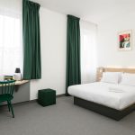 Hotel kalisz centrum accessible standard room (4)