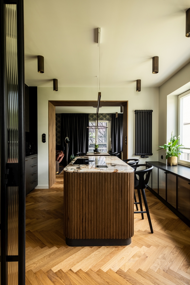 Proj.masz.design_fot.AdamBurdyło_mat.pras.RubioMonocoat(4)